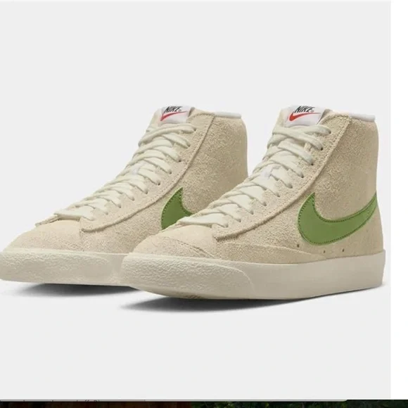 Nike Blazer Mid ‘77 muslin/coconut/milk/sail/chlorophyll like new sz 10 RARE - Picture 1 of 6